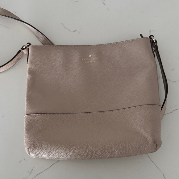 kate spade Handbags - Kate Spade Taupe Leather Shoulder Bag